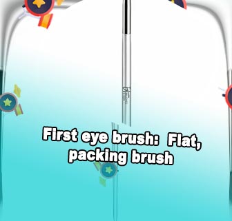 Fluffy crease brush